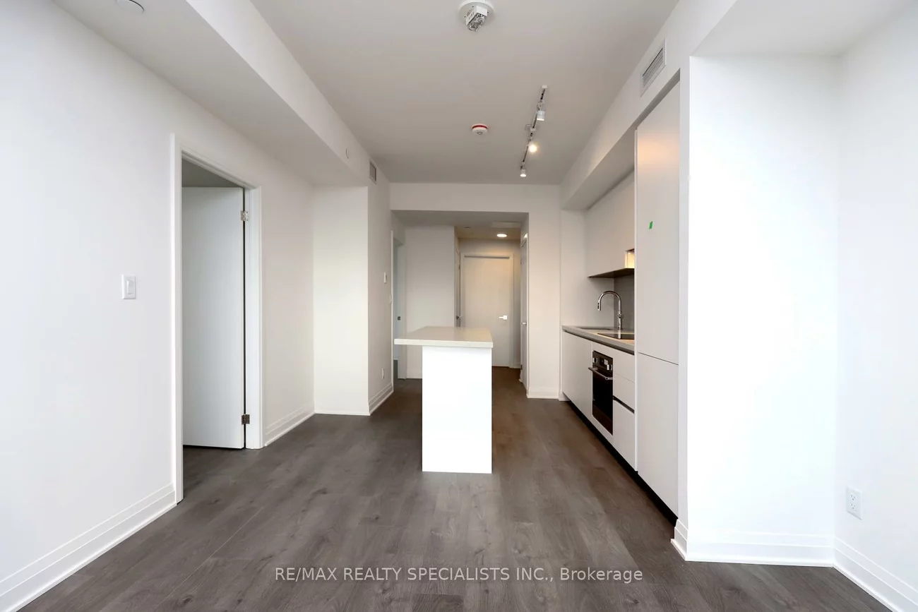 4015, The Exchange ||, City Centre, Mississauga