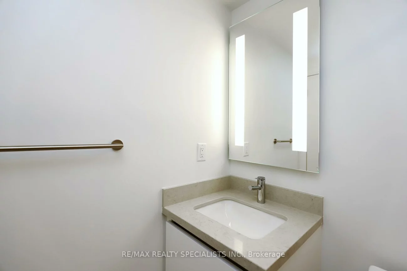 4015, The Exchange ||, City Centre, Mississauga