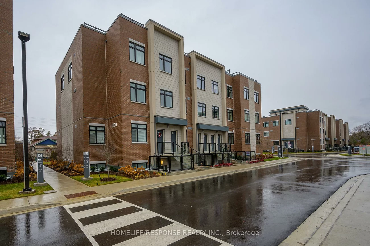 1070, DOUGLAS MCCURDY COMM, Lakeview, Mississauga