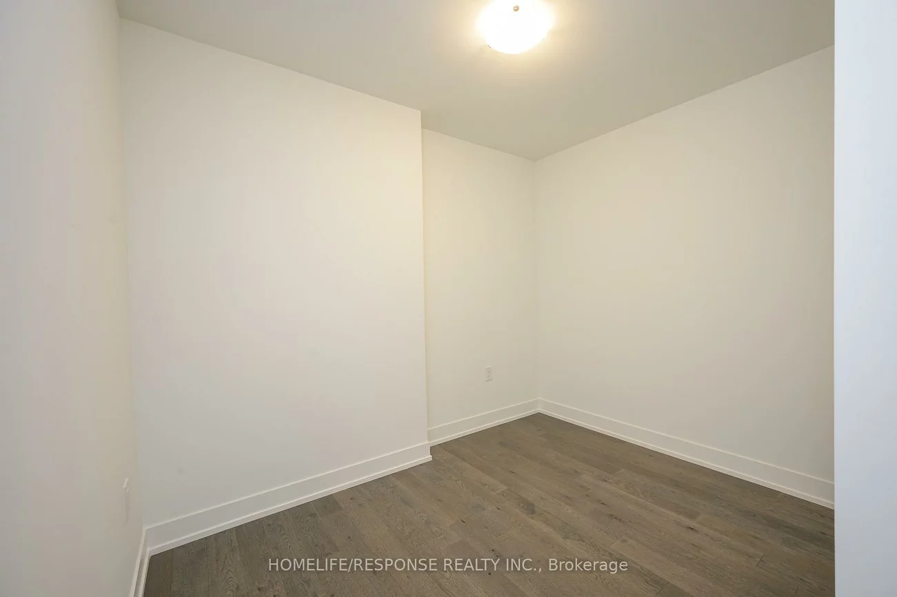 1070, DOUGLAS MCCURDY COMM, Lakeview, Mississauga