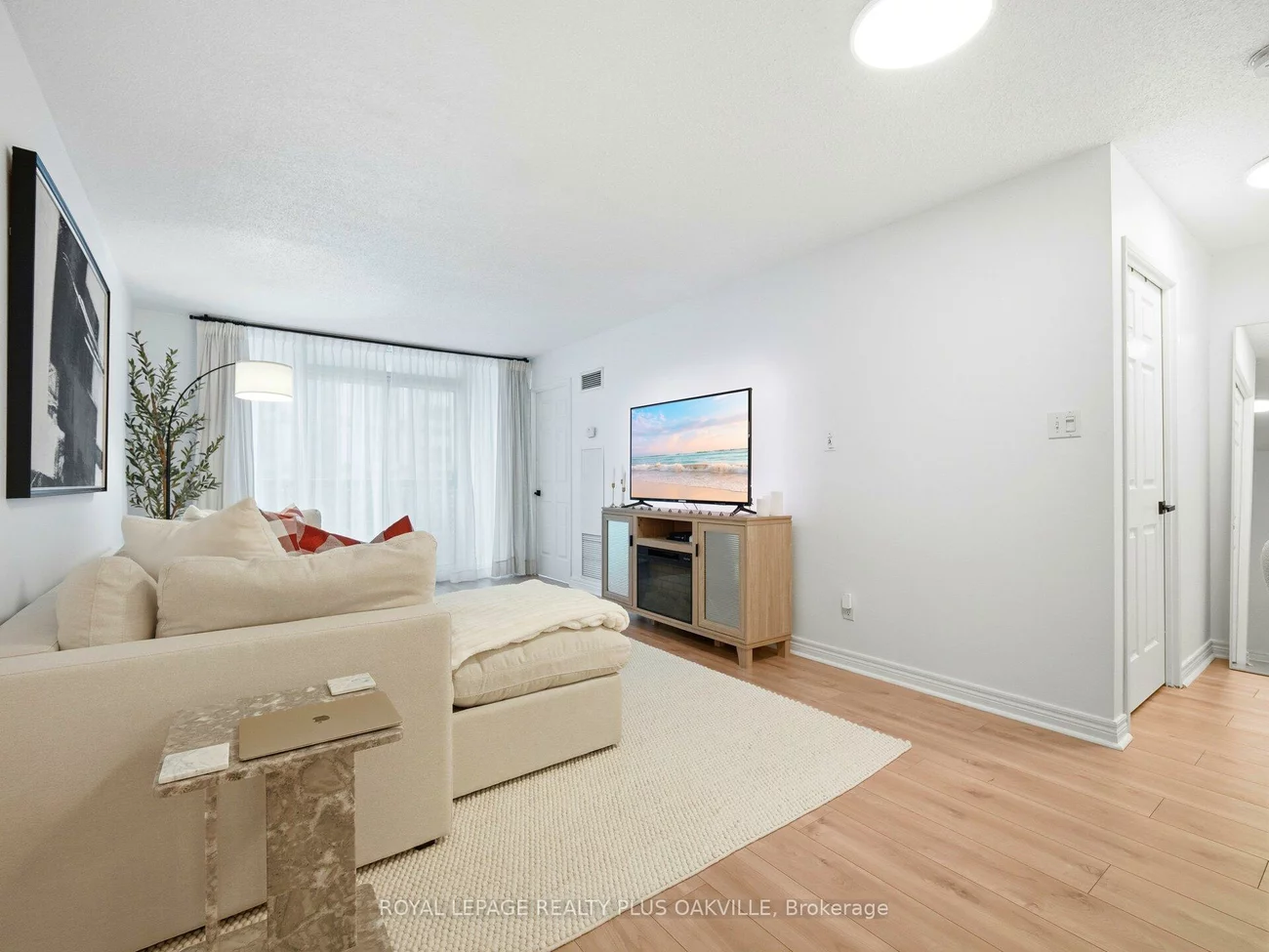 156, Enfield, City Centre, Mississauga