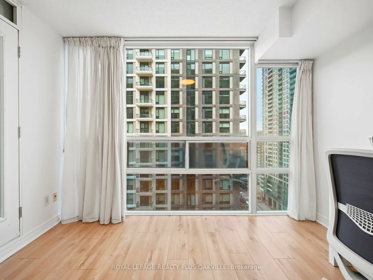 156, Enfield, City Centre, Mississauga