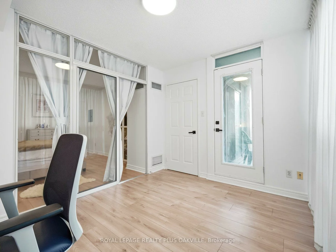 156, Enfield, City Centre, Mississauga