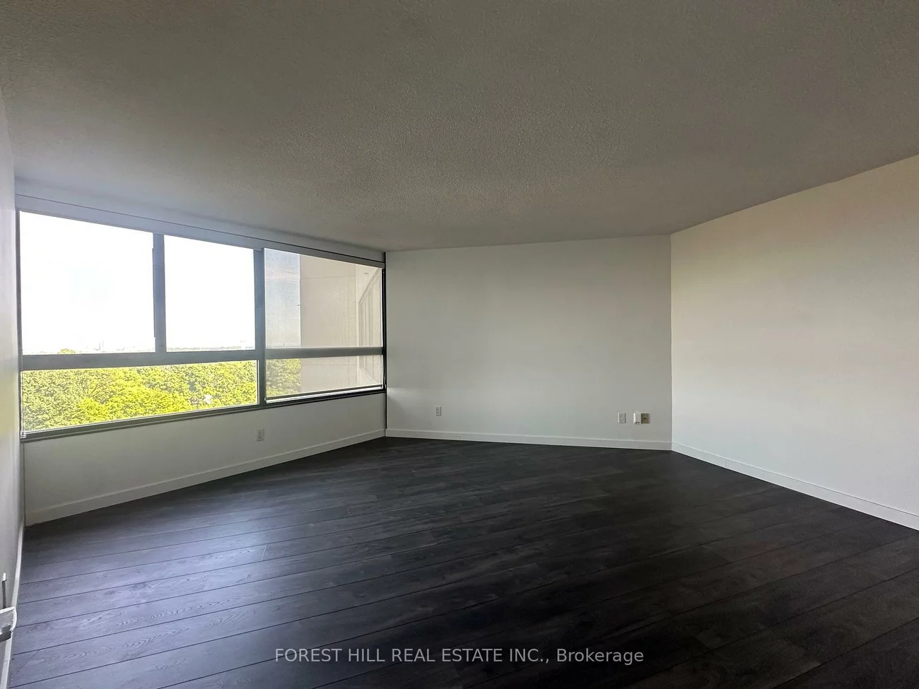 1300, Bloor, Applewood, Mississauga