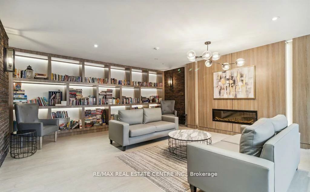 966, Inverhouse, Clarkson, Mississauga