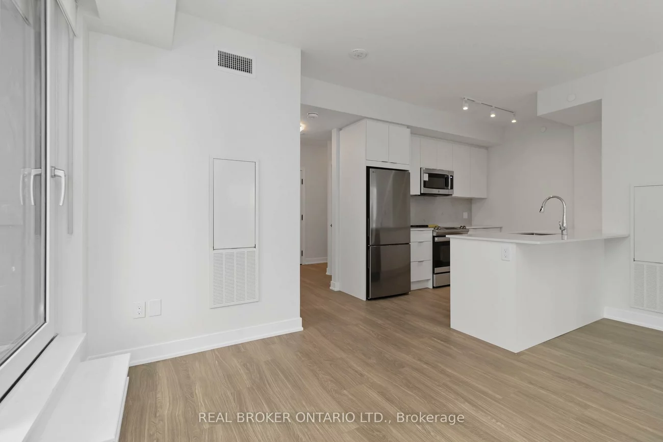 430, Square One, City Centre, Mississauga