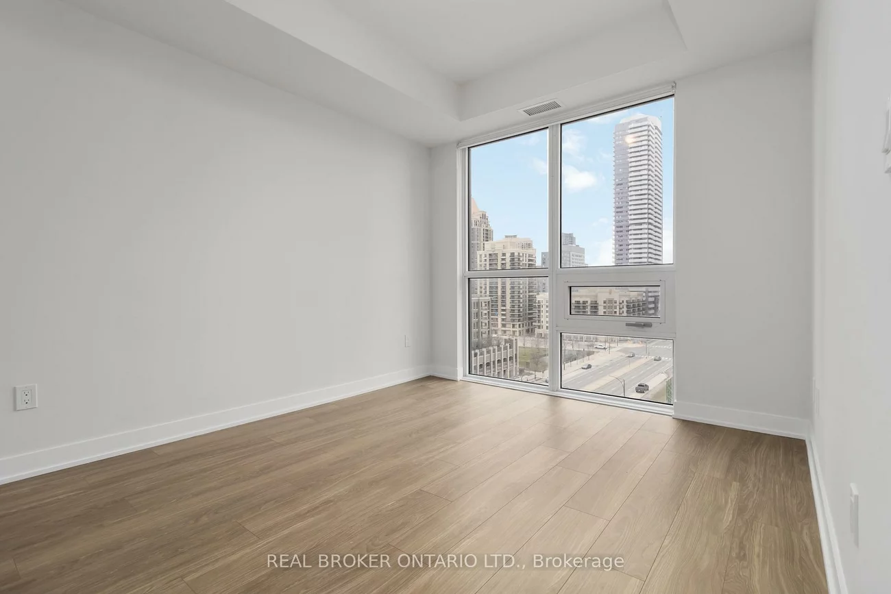 430, Square One, City Centre, Mississauga