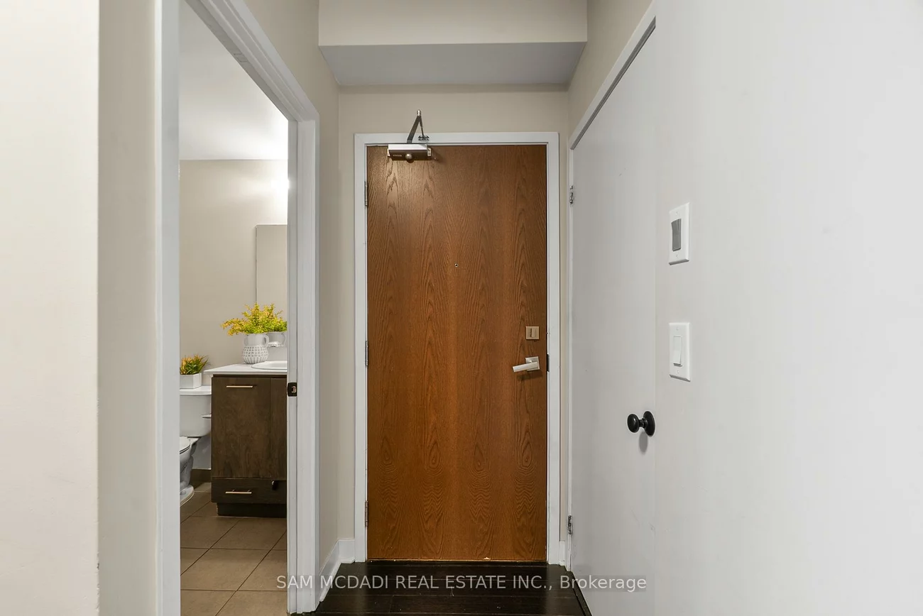 360, Square One, City Centre, Mississauga