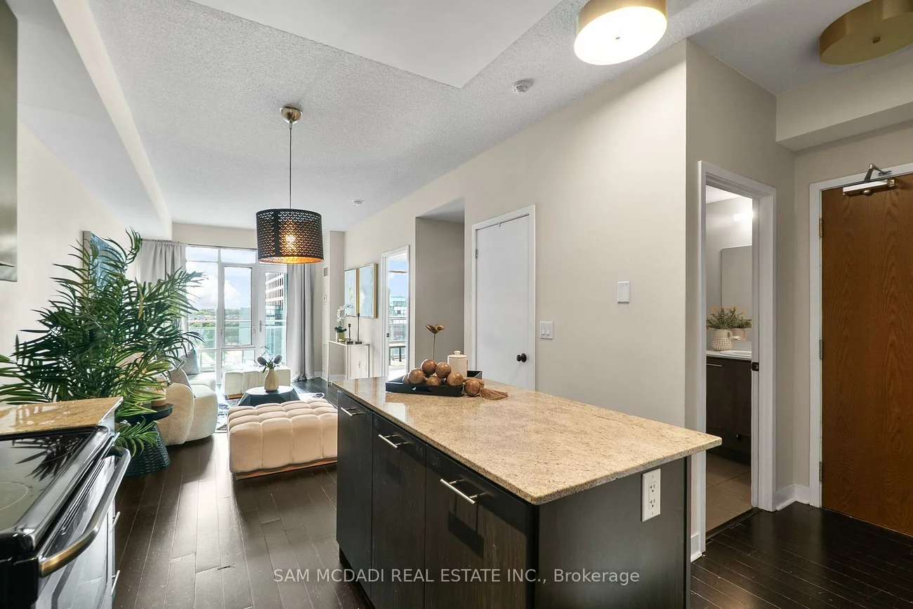 360, Square One, City Centre, Mississauga