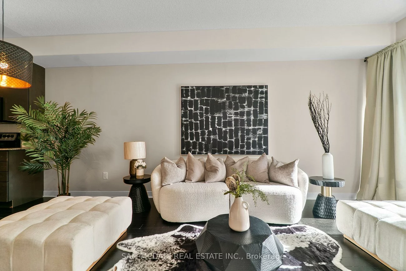 360, Square One, City Centre, Mississauga