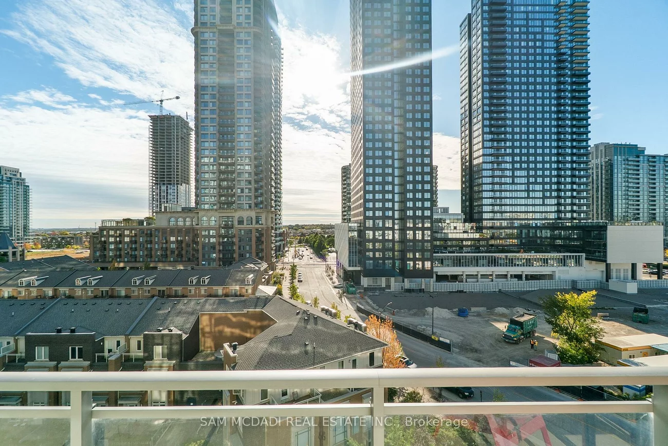360, Square One, City Centre, Mississauga