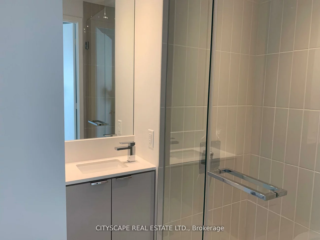 3883, Quartz, City Centre, Mississauga