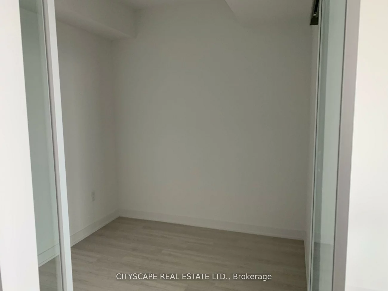 3883, Quartz, City Centre, Mississauga