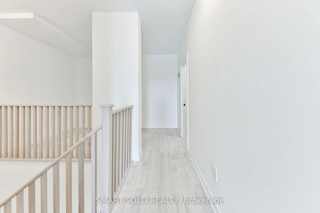 220, Missinnihe, Port Credit, Mississauga