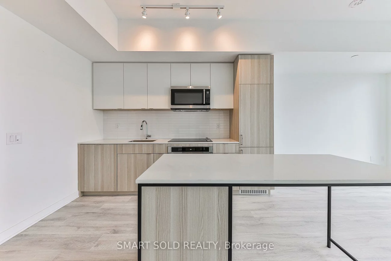 220, Missinnihe, Port Credit, Mississauga