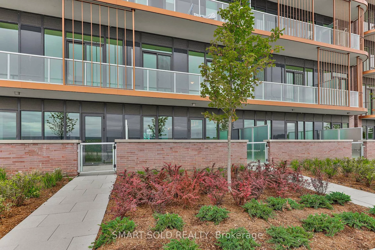 220, Missinnihe, Port Credit, Mississauga