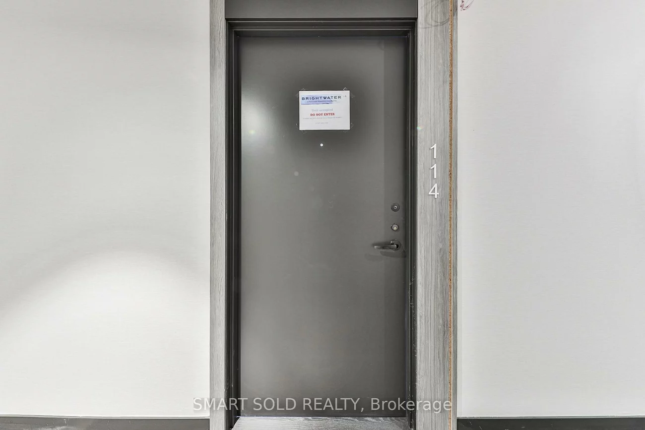 220, Missinnihe, Port Credit, Mississauga