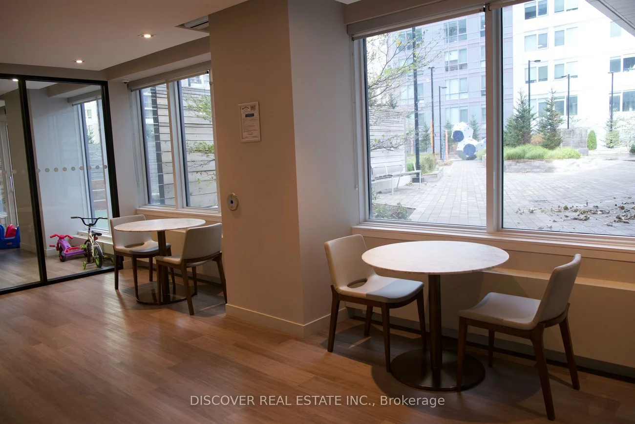 4065, Confederation, City Centre, Mississauga