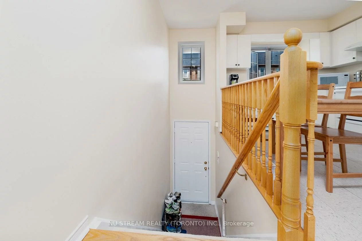 1128, Dundas, Erindale, Mississauga