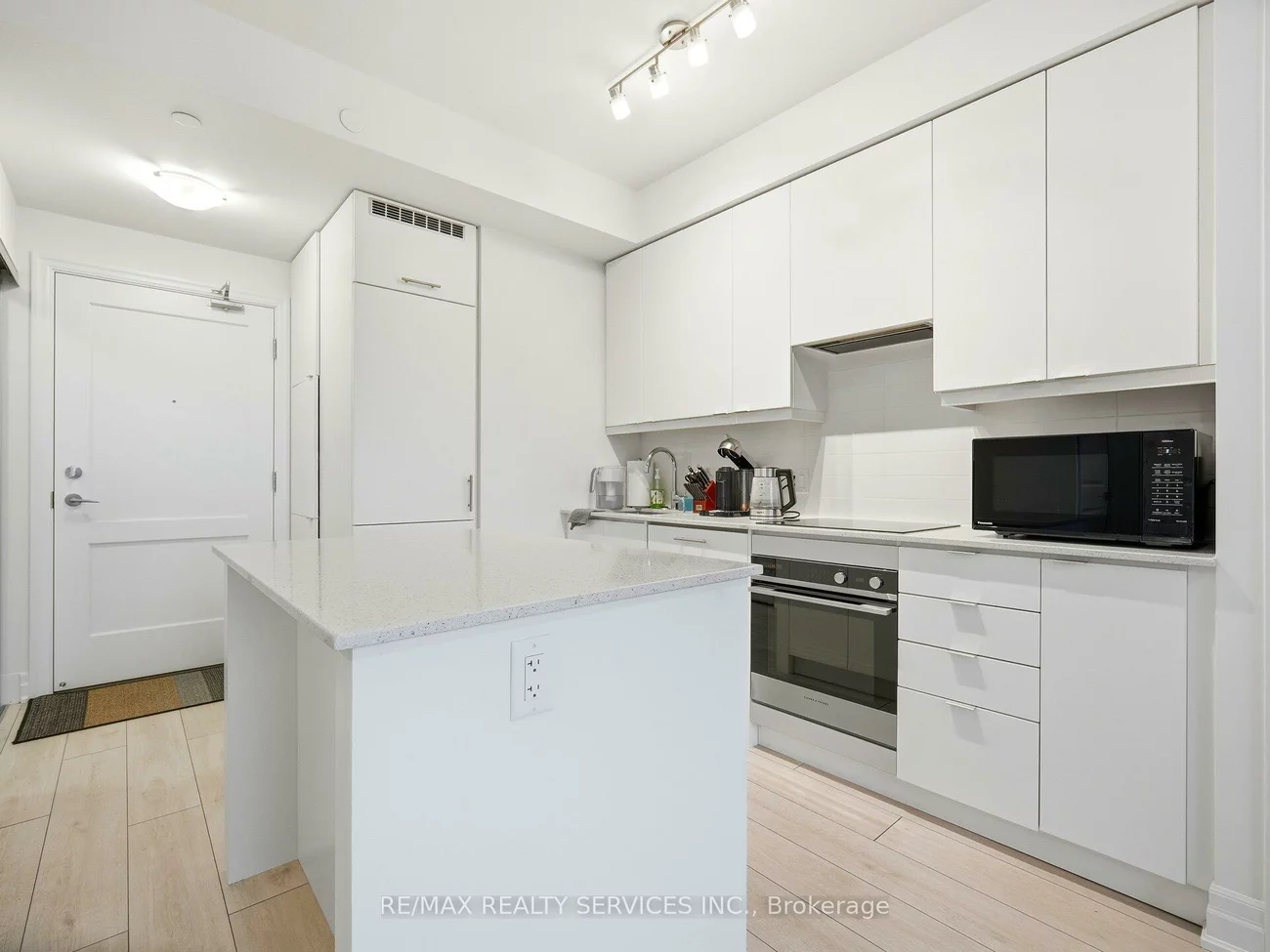 30, Elm, Fairview, Mississauga