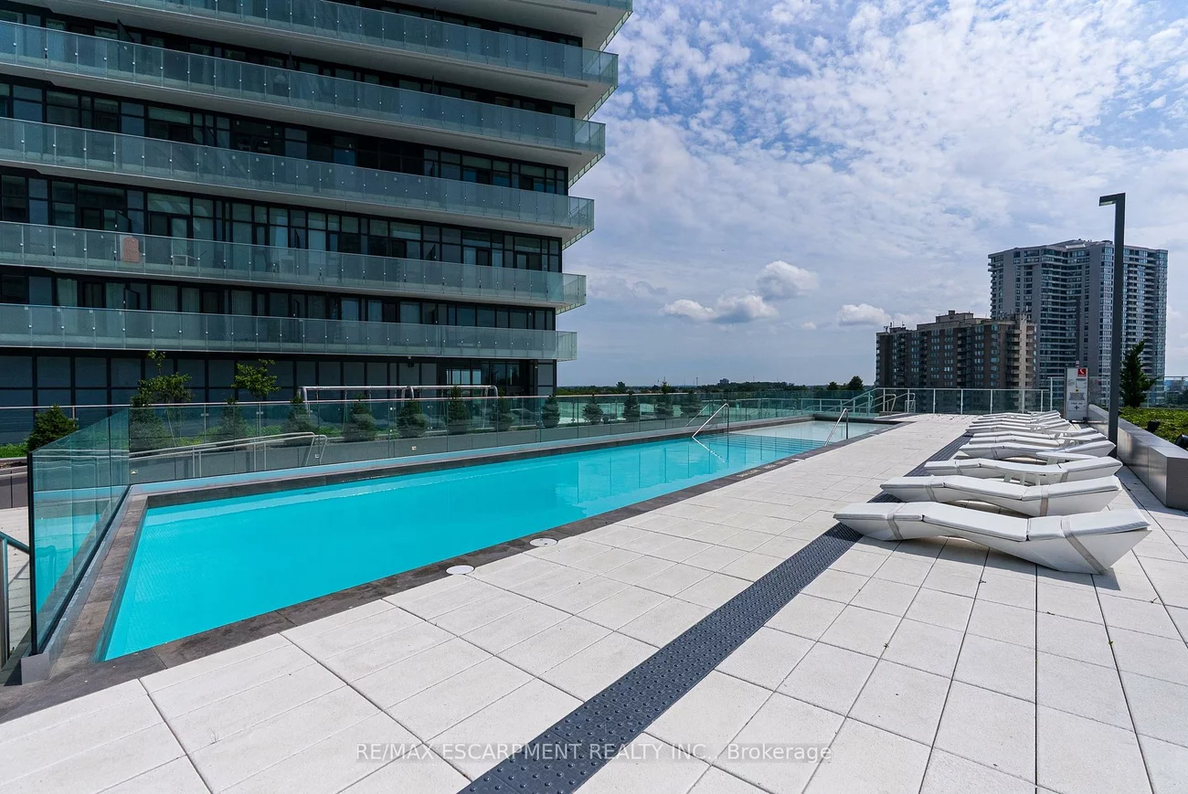 3883, Quartz, City Centre, Mississauga