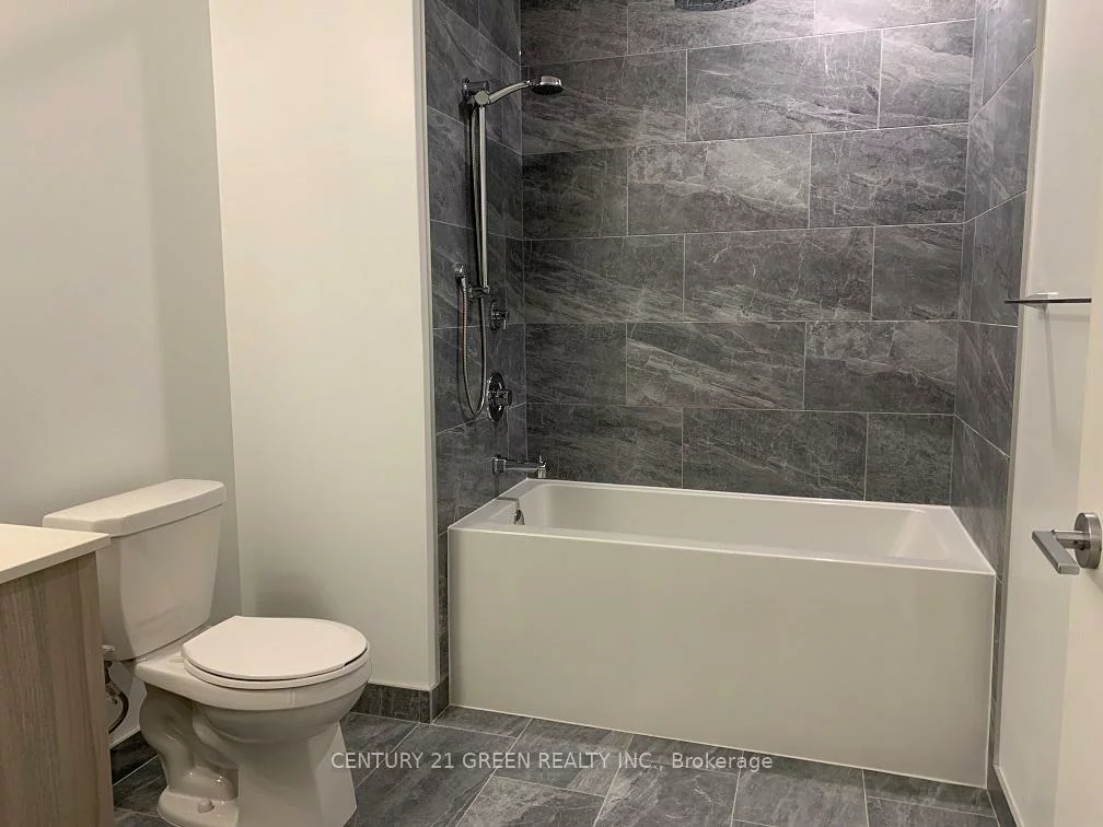 395, Square One, City Centre, Mississauga