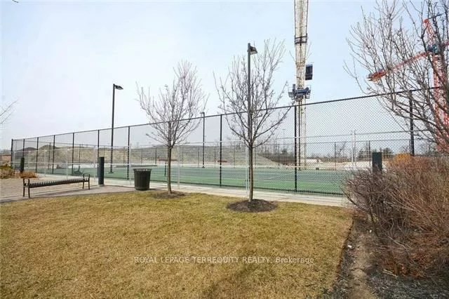 339, Rathburn, City Centre, Mississauga