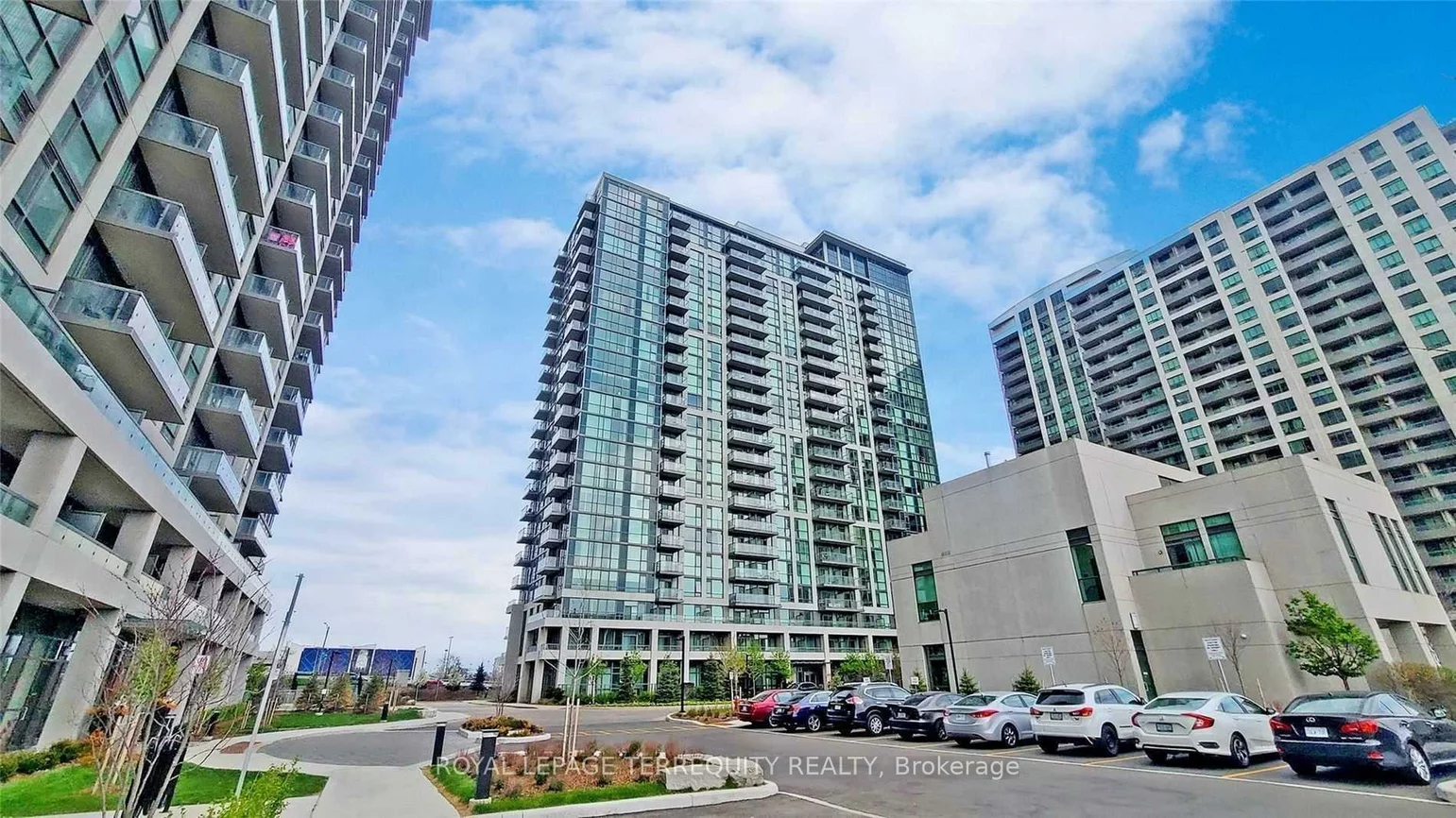 339, Rathburn, City Centre, Mississauga