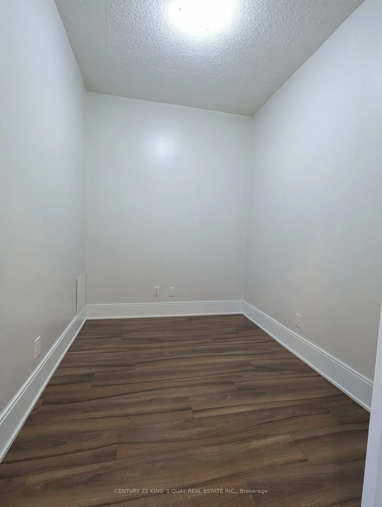 330, Burnhamthorpe, City Centre, Mississauga