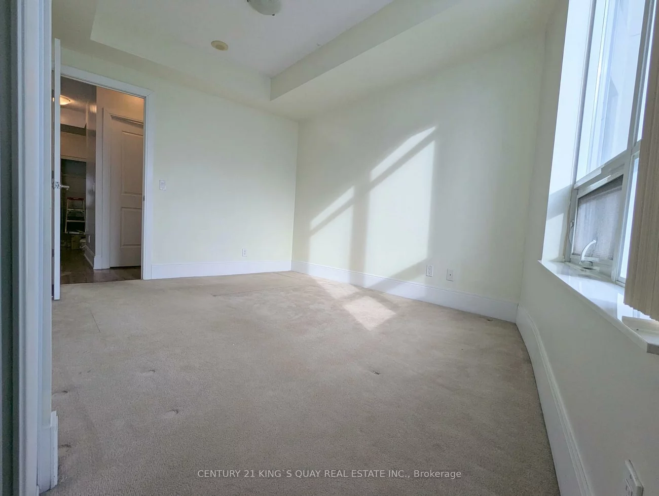 330, Burnhamthorpe, City Centre, Mississauga