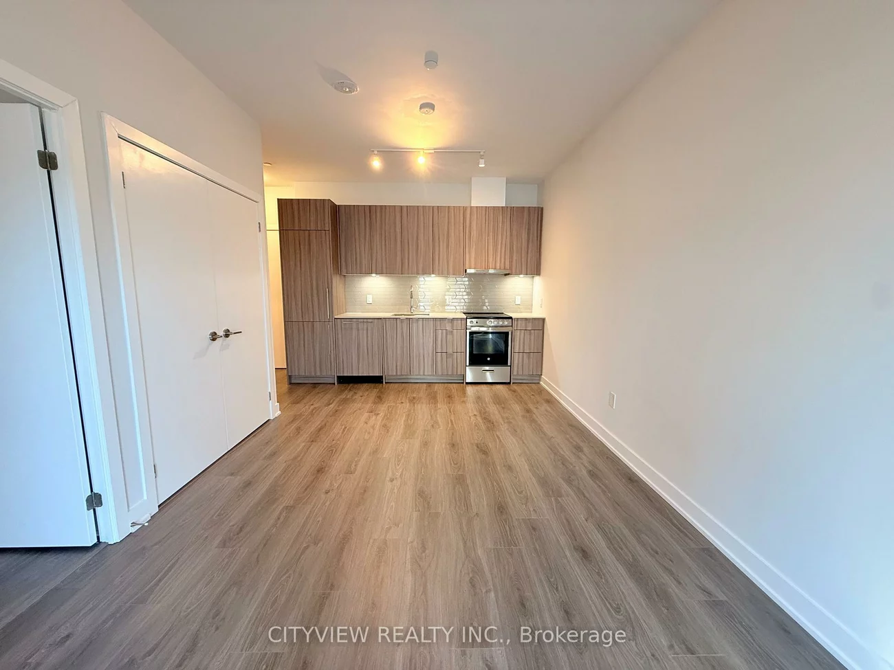 4130, Parkside Village, Creditview, Mississauga