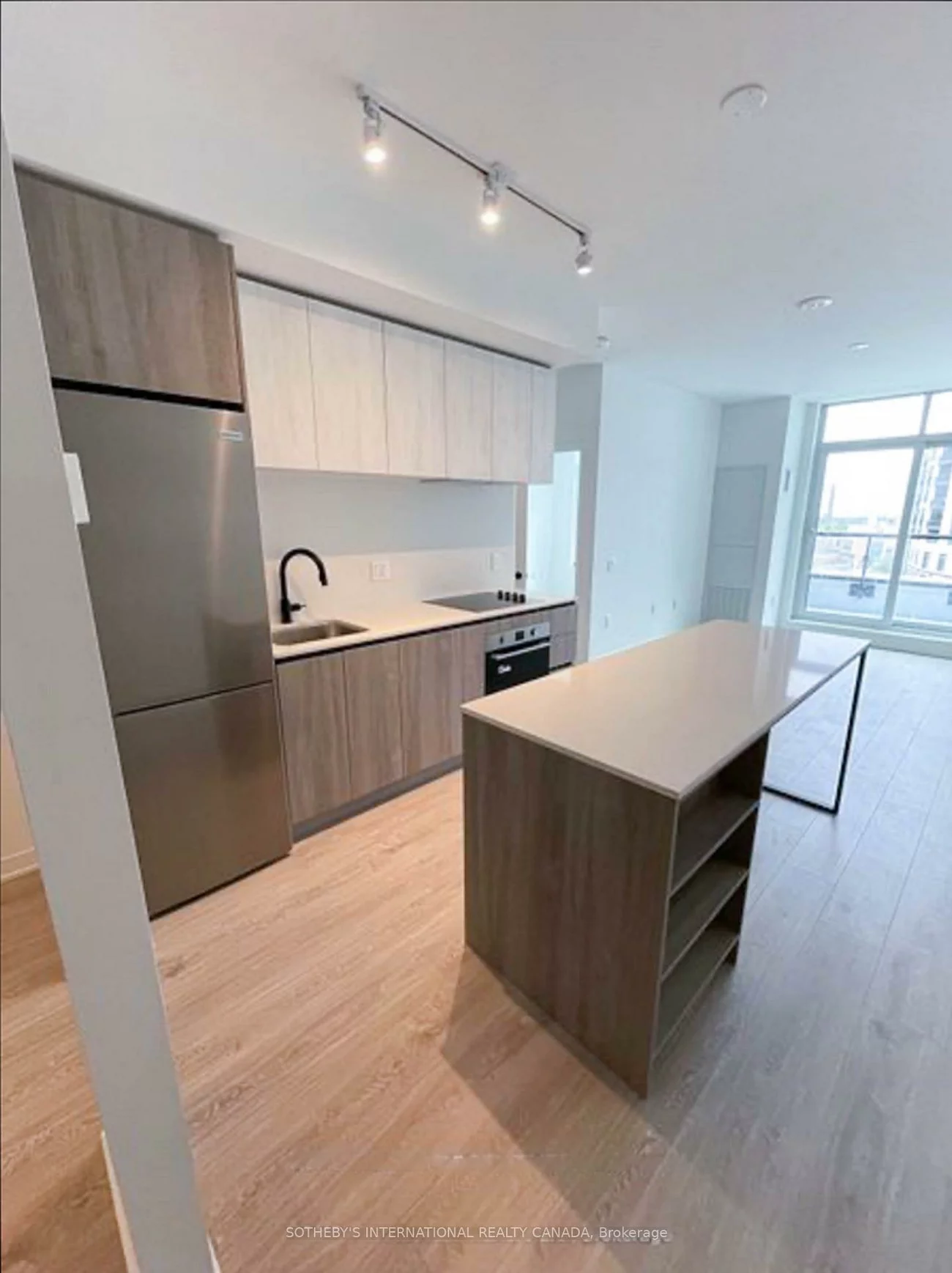 2495, Eglinton, Central Erin Mills, Mississauga