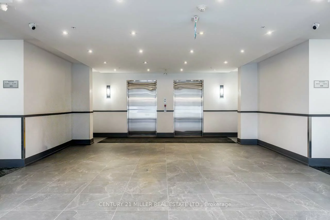 570, Lolita, Mississauga Valleys, Mississauga