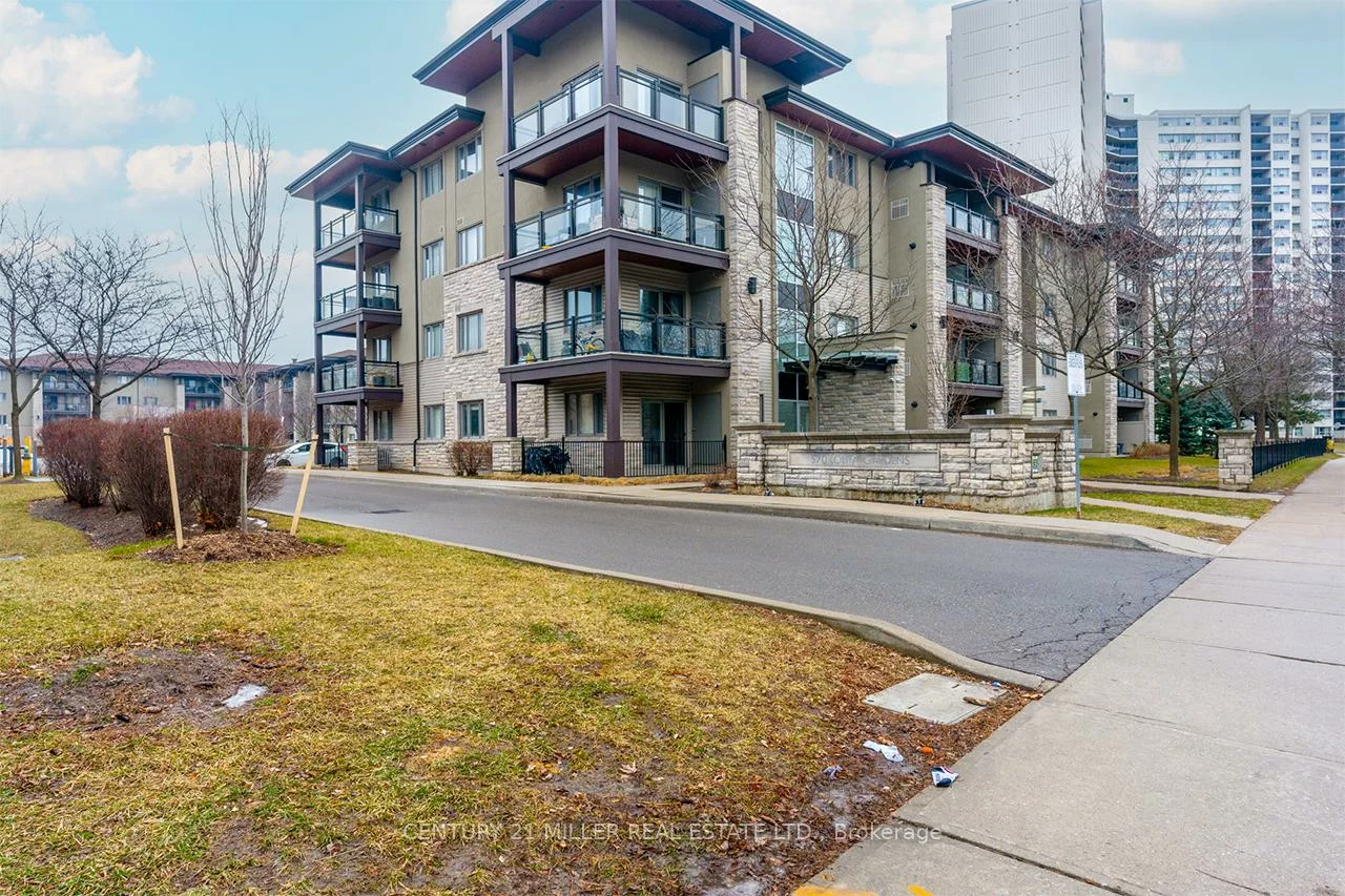 570, Lolita, Mississauga Valleys, Mississauga