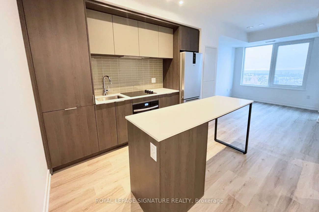 395, Square One, City Centre, Mississauga