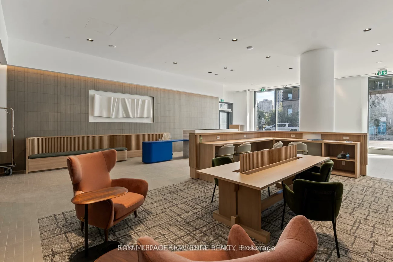 395, Square One, City Centre, Mississauga