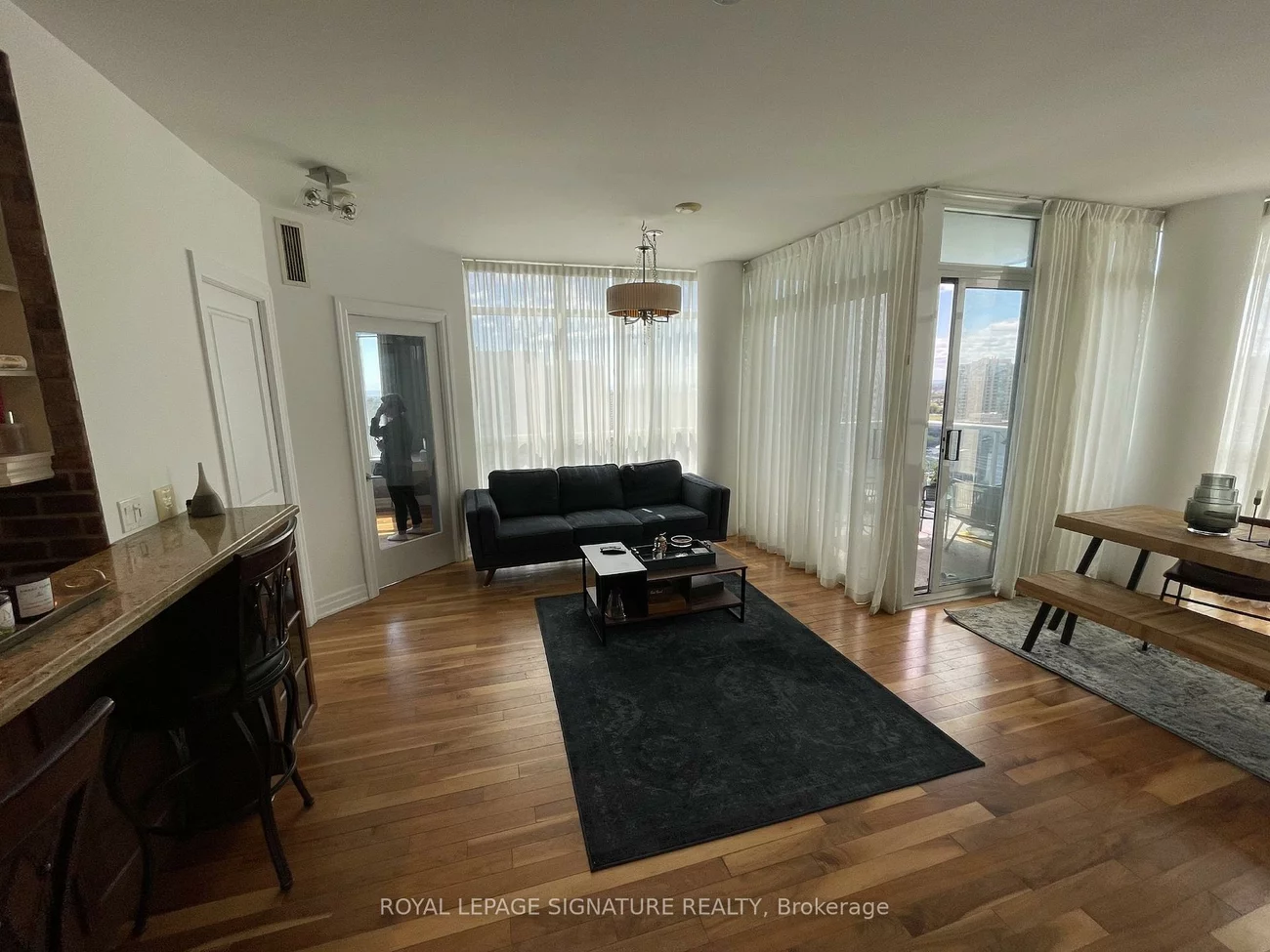 90, Absolute, City Centre, Mississauga