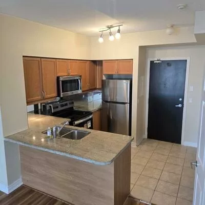 388, Prince Of Wales, City Centre, Mississauga