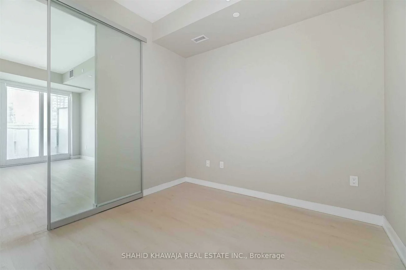 3900, Confederation, City Centre, Mississauga