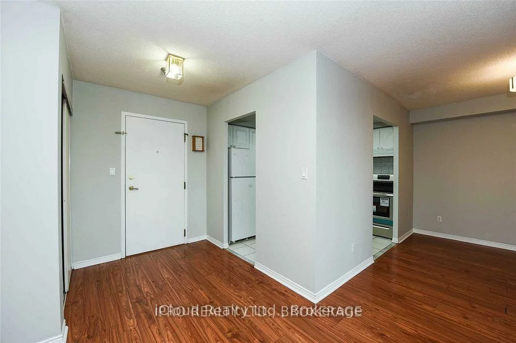 135, Hillcrest, Cooksville, Mississauga