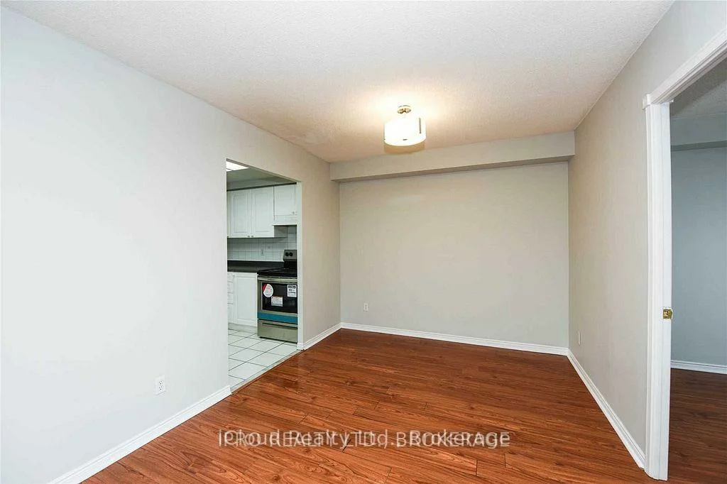 135, Hillcrest, Cooksville, Mississauga