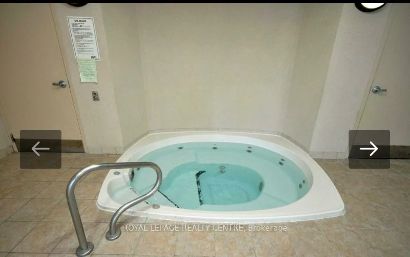 156, Enfield, City Centre, Mississauga