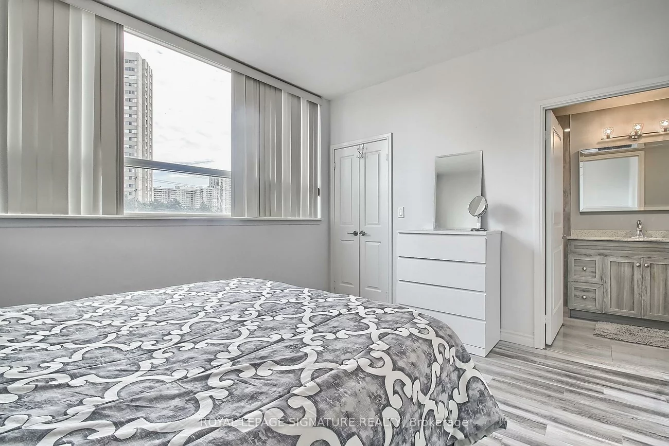 90, Absolute, City Centre, Mississauga