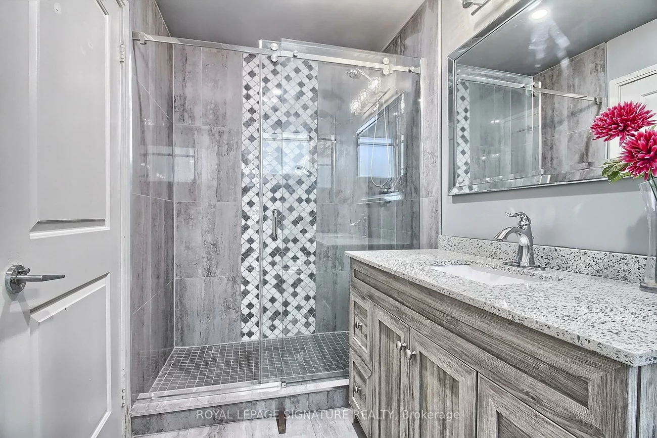 90, Absolute, City Centre, Mississauga