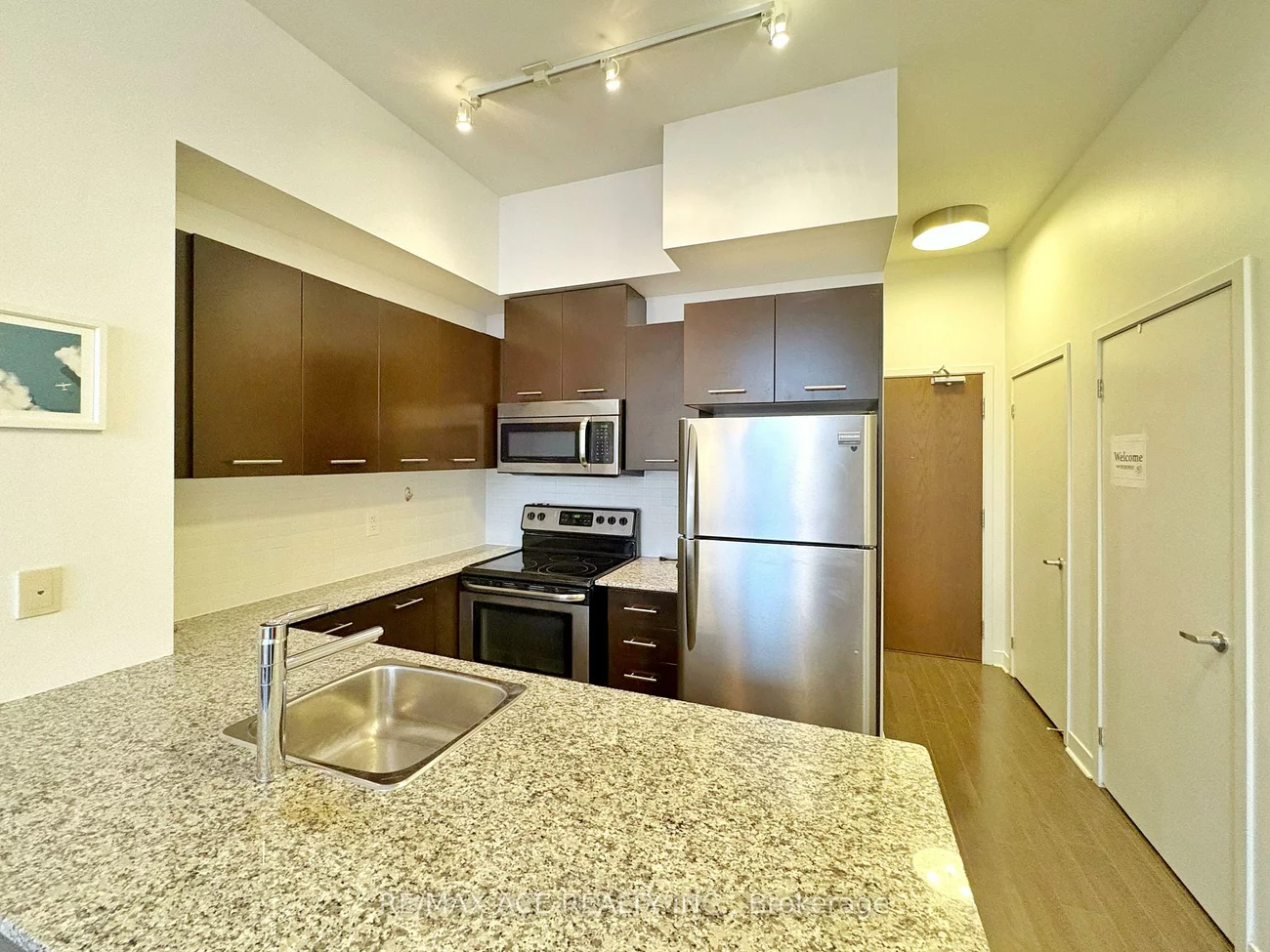 360, Square One, City Centre, Mississauga