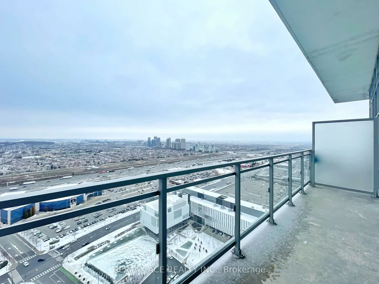 360, Square One, City Centre, Mississauga