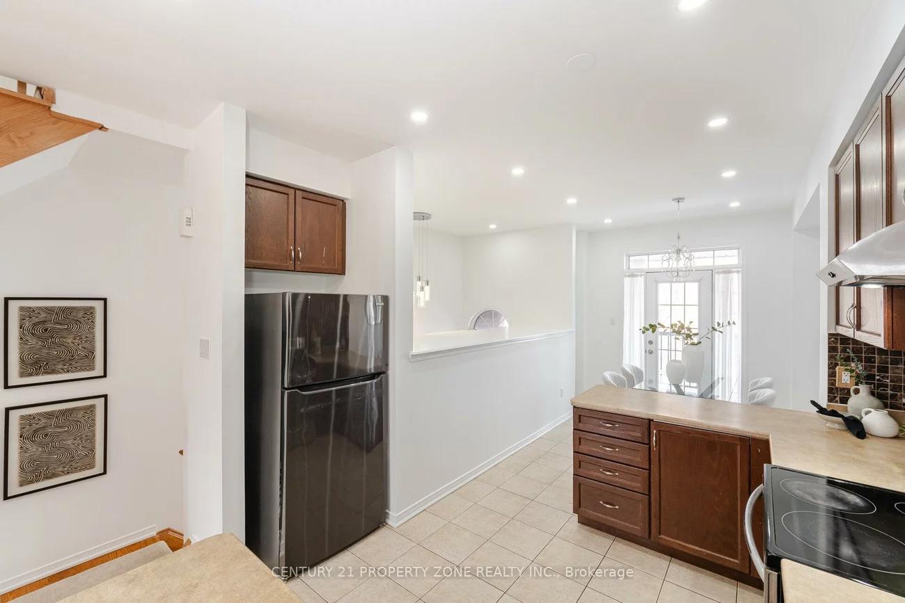 7186, Triumph, Lisgar, Mississauga