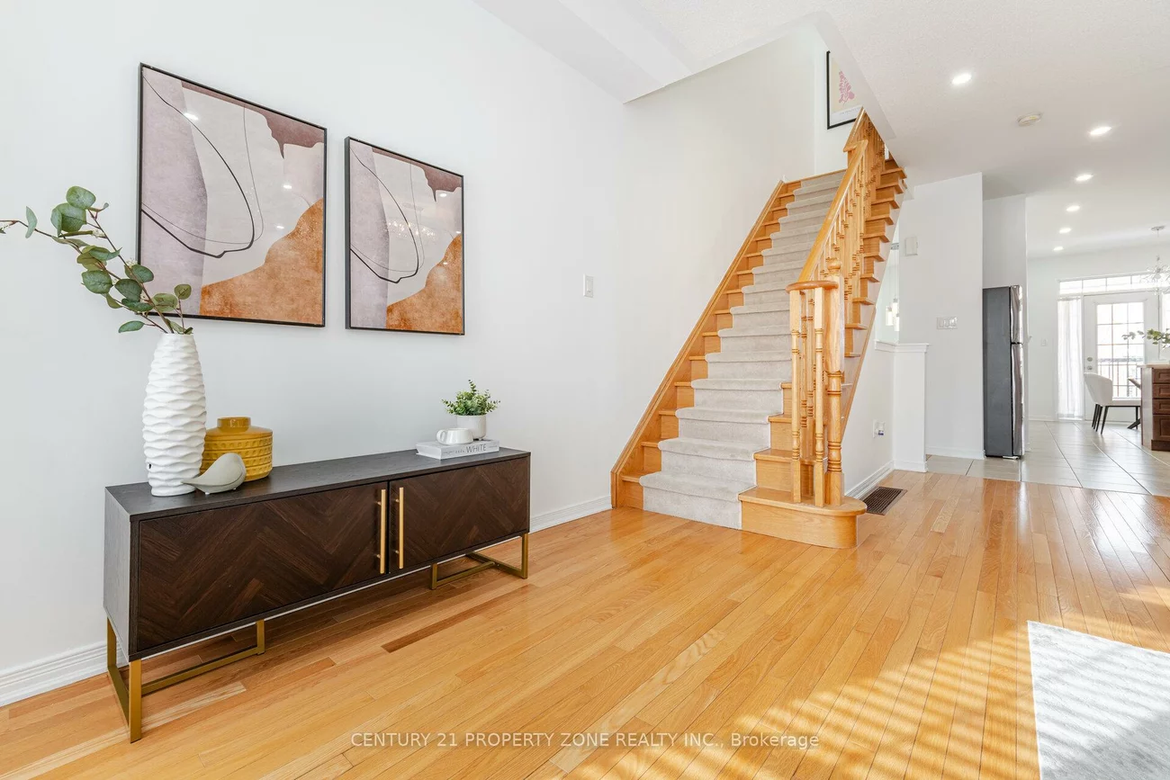 7186, Triumph, Lisgar, Mississauga