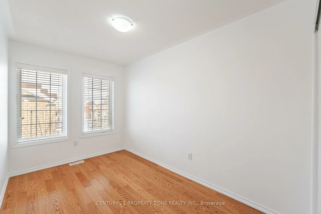 7186, Triumph, Lisgar, Mississauga