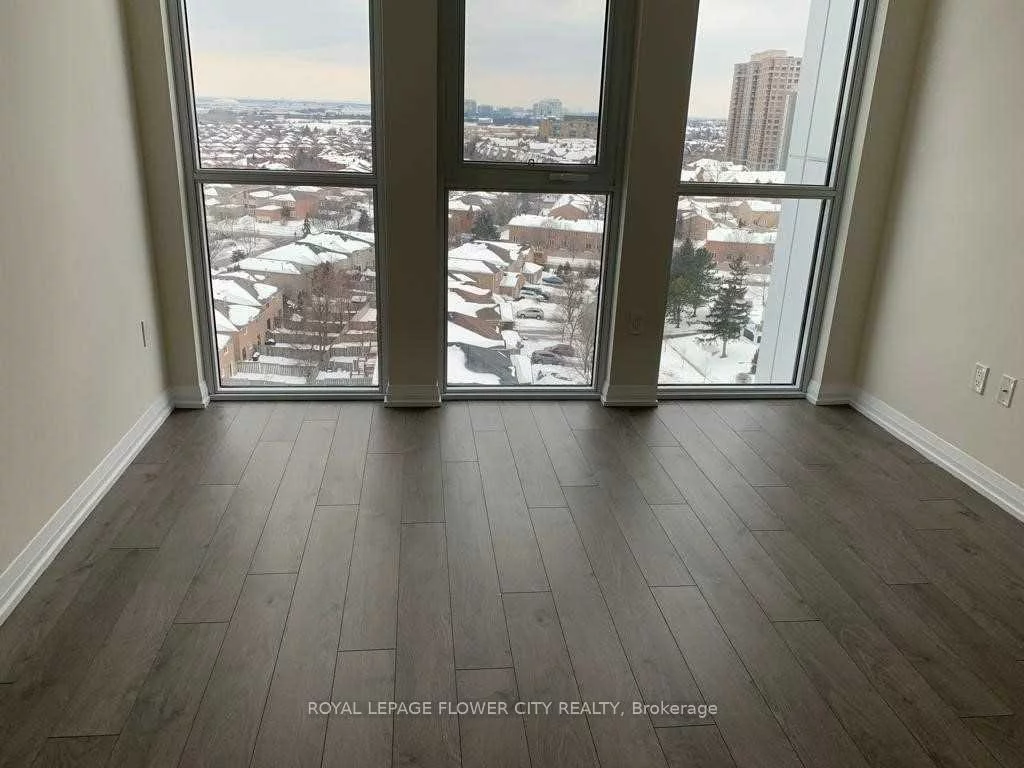 65, Watergarden, Hurontario, Mississauga